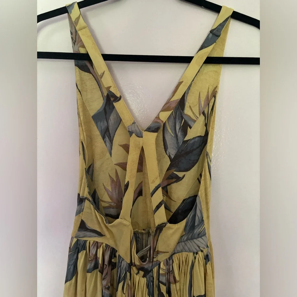 Urban Outfitters Kimchi Blue Printed Halter Romper - Picture 3 of 6
